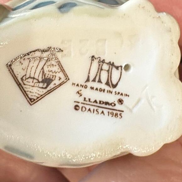 Vintage Lladro Nao Porcelain Baby Owl - Picture 4 of 5